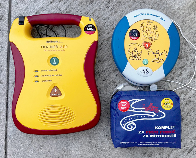 Uporabnost iHELP SOS Nalepke: AED - Defibrilator in Komplet prve pomoči